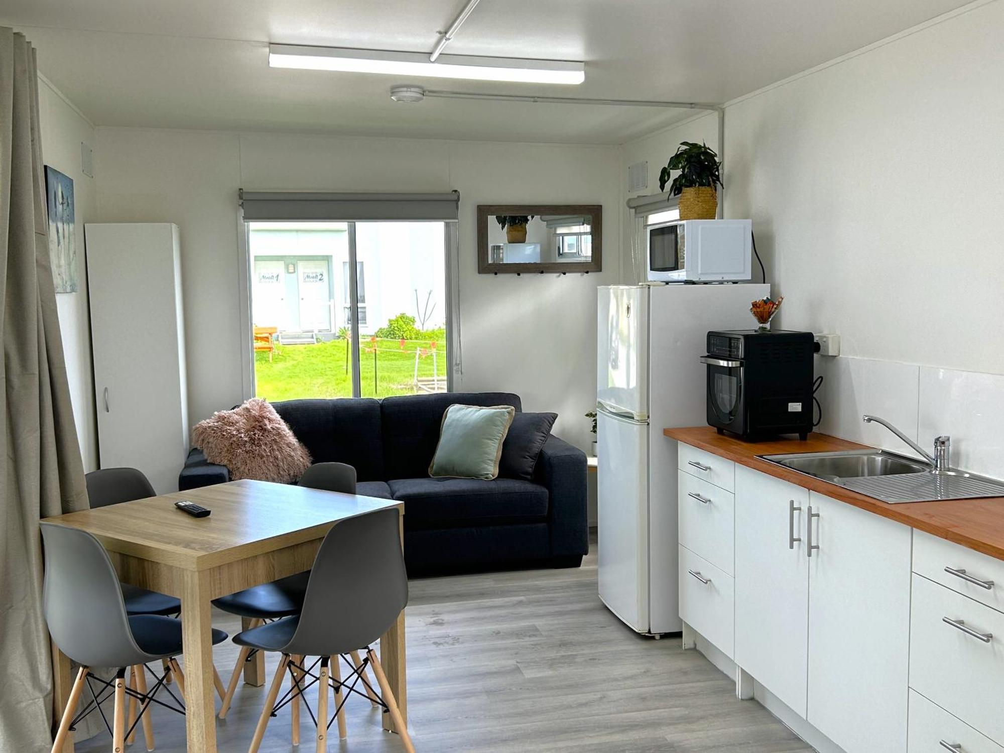 Mandurah Coastal Holiday Park Экстерьер фото