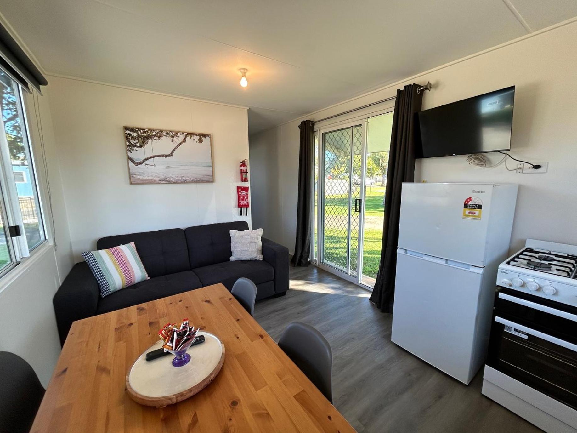 Mandurah Coastal Holiday Park Экстерьер фото