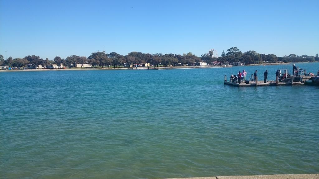 Mandurah Coastal Holiday Park Экстерьер фото